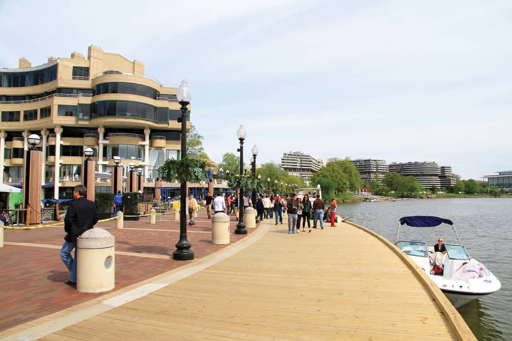   Georgetown’s waterfront offers a lively riverside stroll, docking and other conveniences.   photos by Jody Argo Schroat 