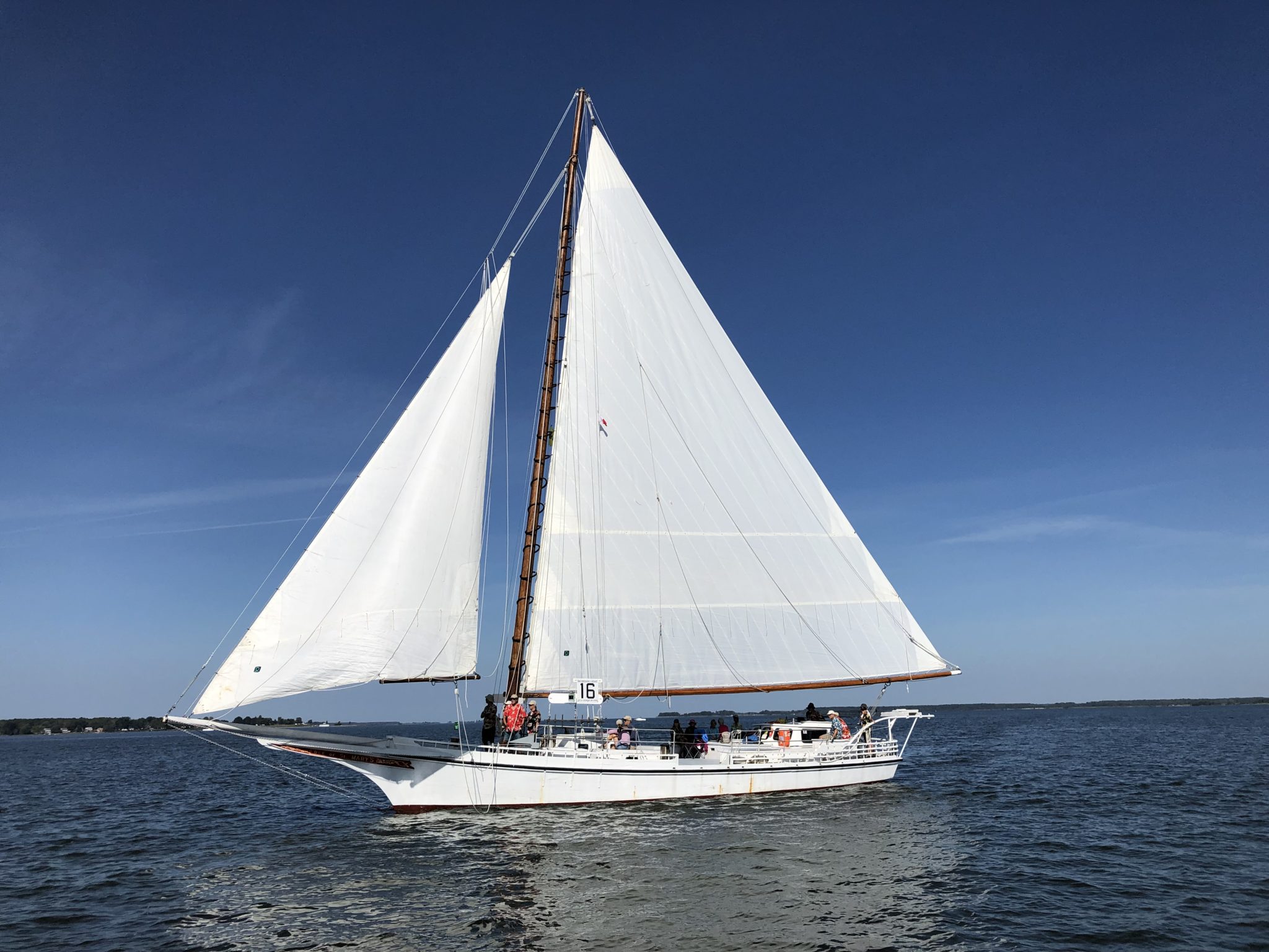 Skipjack Howard Southern Md. Mourns Builder of Skipjacks, Bay's Last Buyboat ...