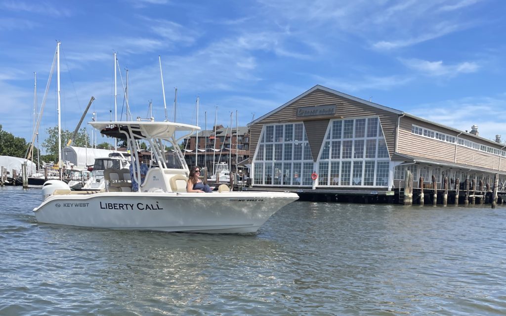 annapolis yacht club dining