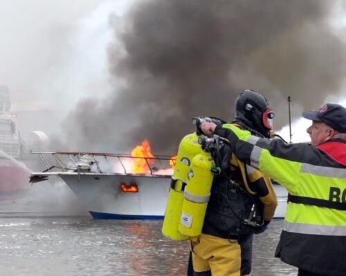VIDEO: Liveaboard Boater’s Home a Total Loss after Marina Fire